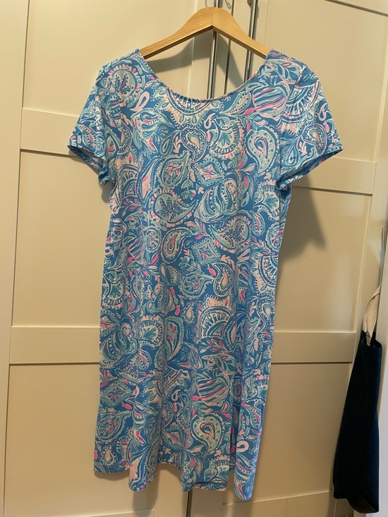 Lilly Pulitzer Dresses & Skirts - Lilly Pulitzer Blue Paisley Short Sleeve Shift Dress